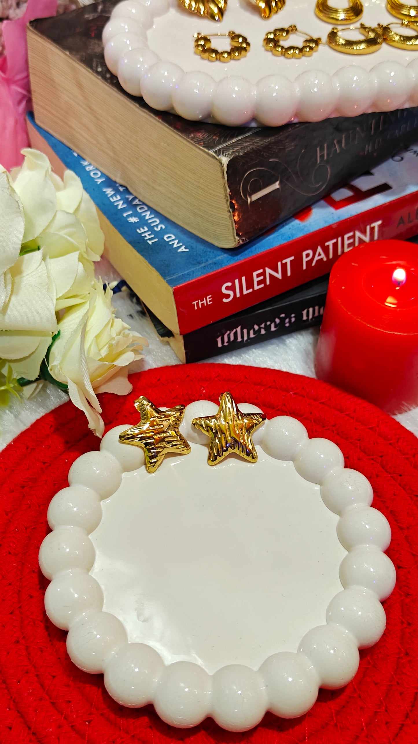 Golden Star Studs β Dazzle Like a Star π at Dilverse
