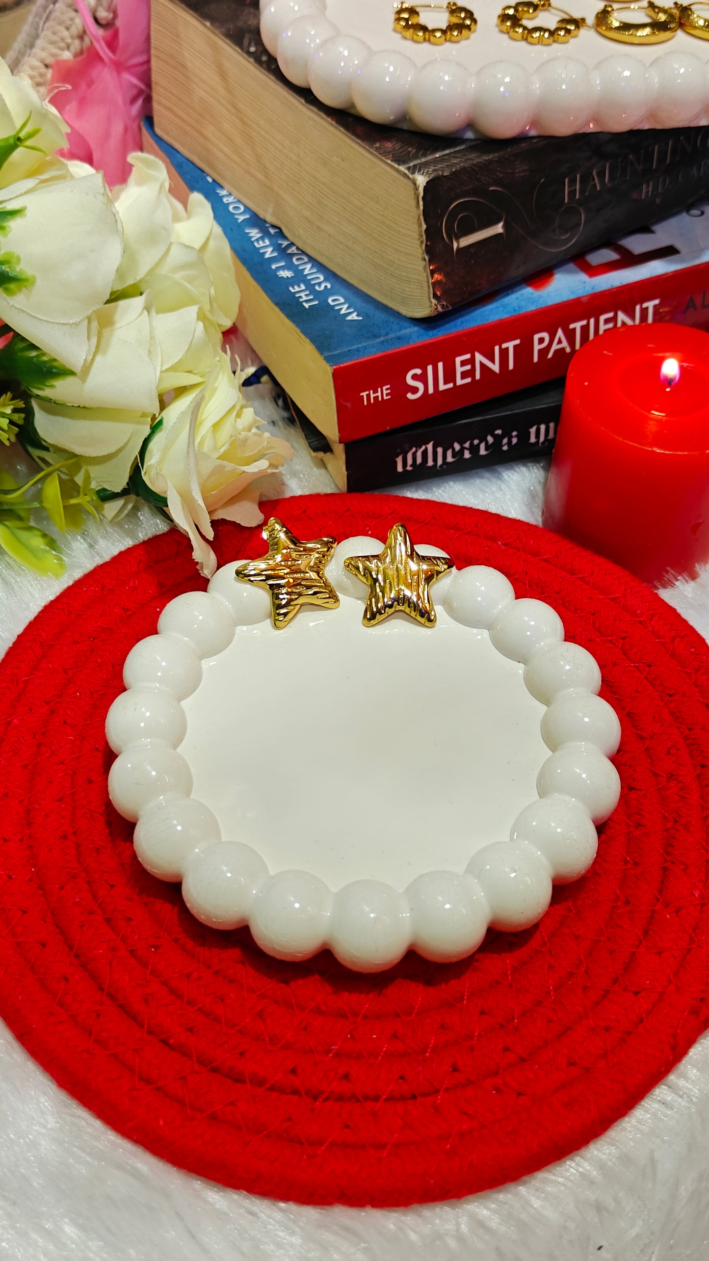 Golden Star Studs β Dazzle Like a Star π at Dilverse