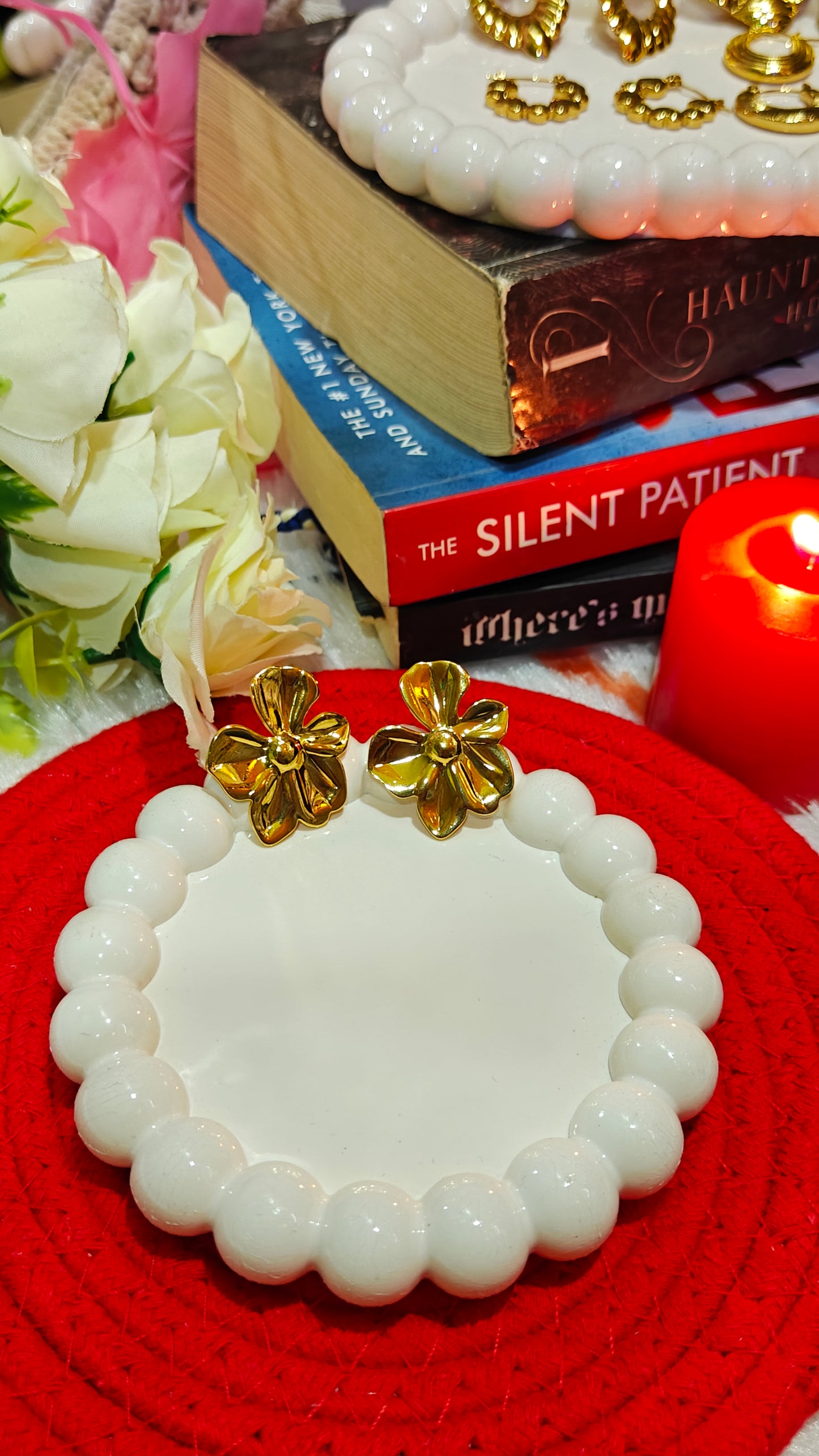 Blooming Gold Flower Stud Earrings β Grace in Every Petal πΈβ¨