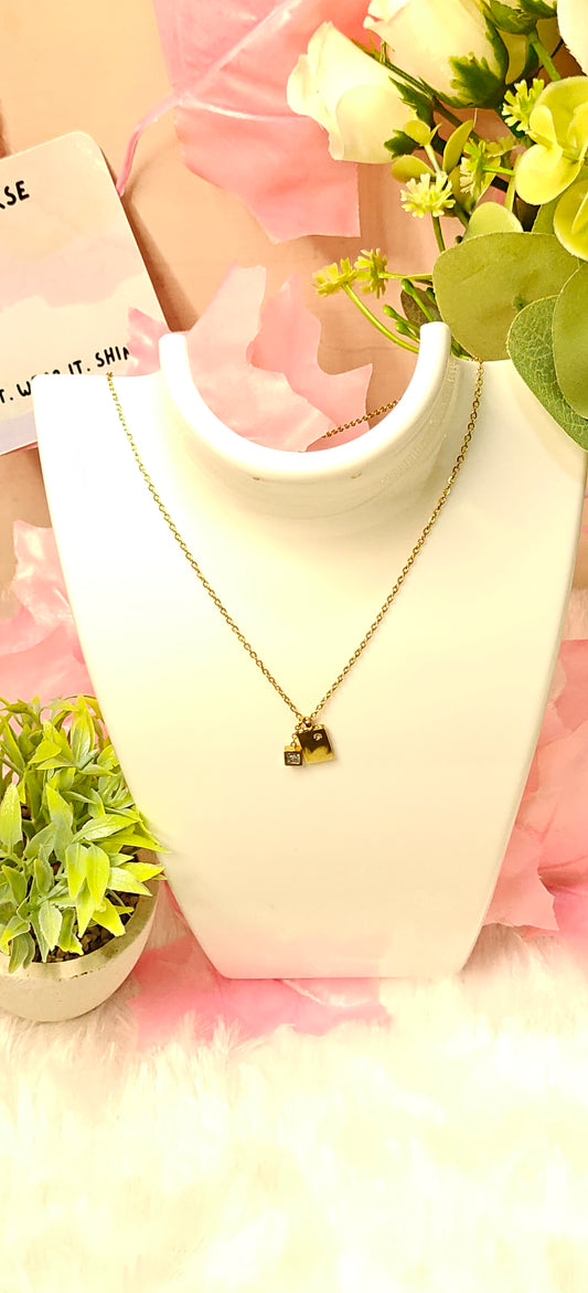Timeless Elegance Pendant by Dilverse